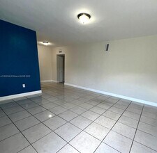8271 Crespi Blvd in Miami Beach, FL - Building Photo - Building Photo