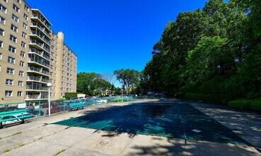 2600 Park Ave in Bridgeport, CT - Building Photo - Building Photo