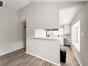 11007 Tobasa Ct in Houston, TX - Building Photo - Building Photo