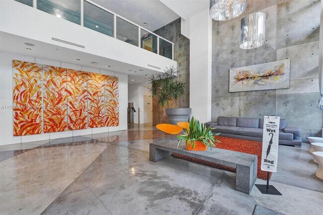 234 NE 3rd St, Unit 2202 in Miami, FL - Foto de edificio - Building Photo