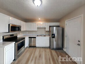 98 Pin Oak Ct in Dallas, GA - Building Photo - Building Photo