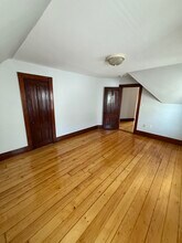 68 Willow Ave, Unit 2 in Somerville, MA - Building Photo - Building Photo