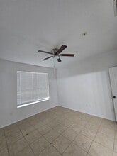 3391 S Kirkman Rd in Orlando, FL - Building Photo - Building Photo