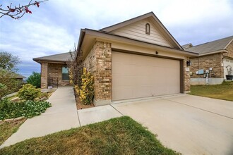 10104 Deer Chase Trail in Austin, TX - Building Photo - Building Photo