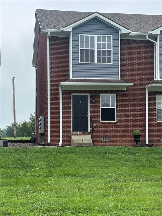 property at 180 Coachman Ct