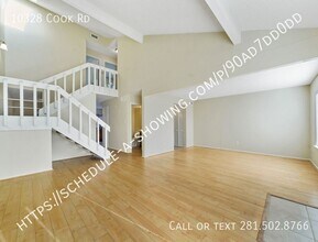 10328 Cook Rd in Houston, TX - Building Photo - Building Photo