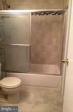 13659 Forest Pond Ct in Centreville, VA - Building Photo - Building Photo