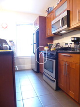 16 Wensley St, Unit 1 in Boston, MA - Building Photo - Building Photo