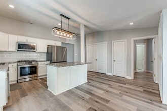 513 Melba St in Dallas, TX - Building Photo - Building Photo