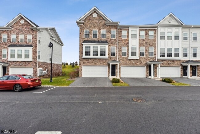 property at 12 Gerhard Pl