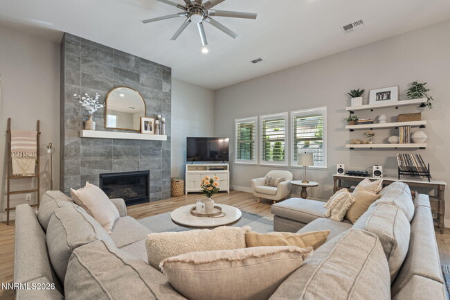 3026 Copper Stone Dr in Reno, NV - Building Photo - Building Photo