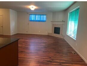 3007 SW 176th Ave in Beaverton, OR - Foto de edificio - Building Photo