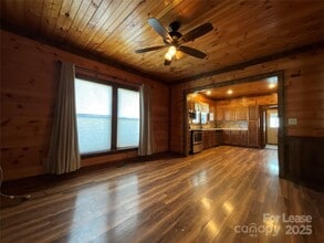 312 Bruce Ave in Mooresville, NC - Building Photo - Building Photo