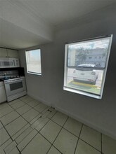 5150 W 12th Ave in Hialeah, FL - Building Photo - Building Photo