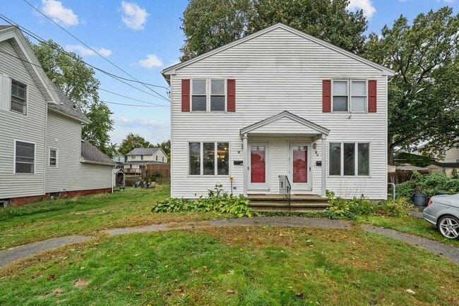 95 Blanding Ave in East Providence, RI - Building Photo - Building Photo