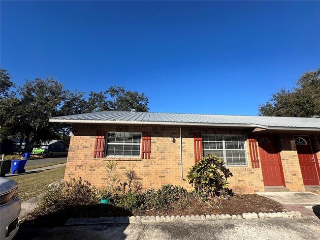 845 Castle Way in Lakeland, FL - Building Photo - Building Photo