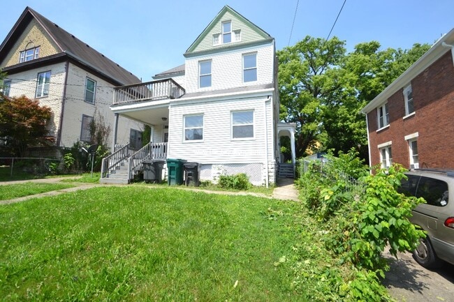 property at 529 Hawthorne Ave