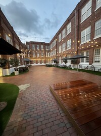 Elmwood Lofts in Columbia, SC - Foto de edificio - Building Photo