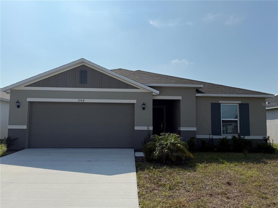 1554 Fuji Ct in Winter Haven, FL - Building Photo