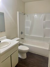 1112 N Fisher St in Fresno, CA - Building Photo - Building Photo
