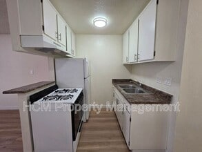 9216 Van Nuys Blvd in Los Angeles, CA - Building Photo - Building Photo