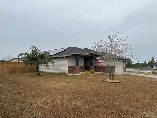 2413 Spur Ln in Gulf Breeze, FL - Foto de edificio - Building Photo