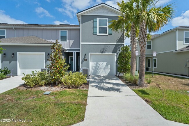 property at 3592 Prairie Wind Ct