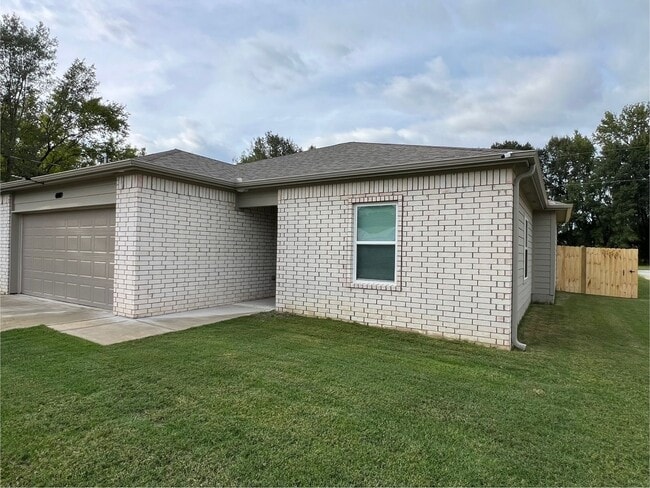 property at 507 E Mississippi St