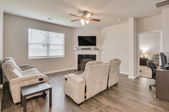 993 Hay Meadow Dr. in Augusta, GA - Building Photo - Building Photo