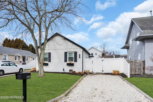 1215 Lister St in Point Pleasant, NJ - Building Photo - Building Photo