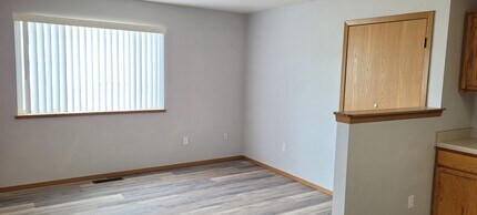 7025 Freedom Ct, Unit A in Summerset, SD - Building Photo - Building Photo
