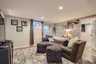 5327 Independence St in Arvada, CO - Building Photo