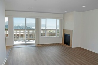 55 Marinero Cir in Tiburon, CA - Building Photo - Building Photo