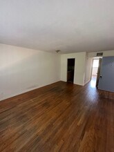 1063 W 48th St in Norfolk, VA - Building Photo - Building Photo