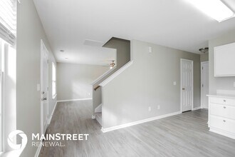 6919 Maddox Ct in Charlotte, NC - Foto de edificio - Building Photo