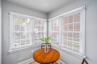 Malvern Manor Apartments in Richmond, VA - Building Photo - Interior Photo