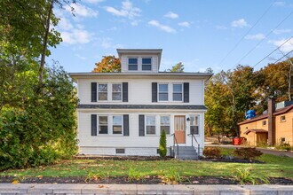 181 Main St in Ogunquit, ME - Building Photo - Building Photo