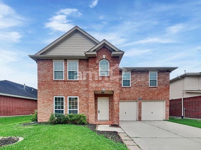 26887 Castlecliff Ln