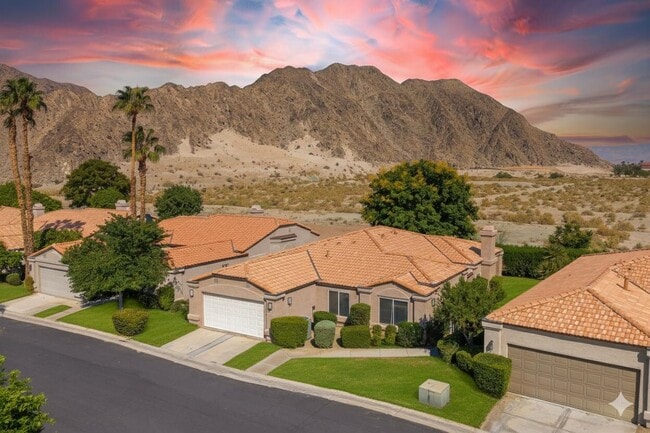 48137 Vista Cielo in La Quinta, CA - Building Photo - Building Photo