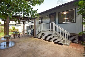 99-051A Kinoole Pl in Aiea, HI - Building Photo - Building Photo
