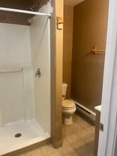 219 S Washington St, Unit A in Butte, MT - Building Photo - Building Photo