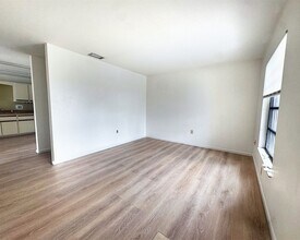 699 110th Ave N, Unit Unit A in Naples, FL - Building Photo - Building Photo