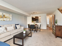 Bass Lake Hills Townhomes photo'