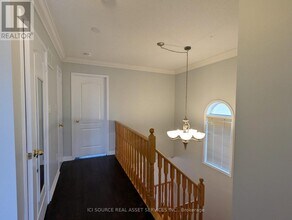 77 Rainbow Valley Crescent in Markham, ON - Building Photo - Building Photo