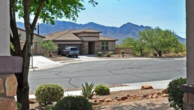 11735 N Sweet Orange Pl in Oro Valley, AZ - Building Photo - Building Photo