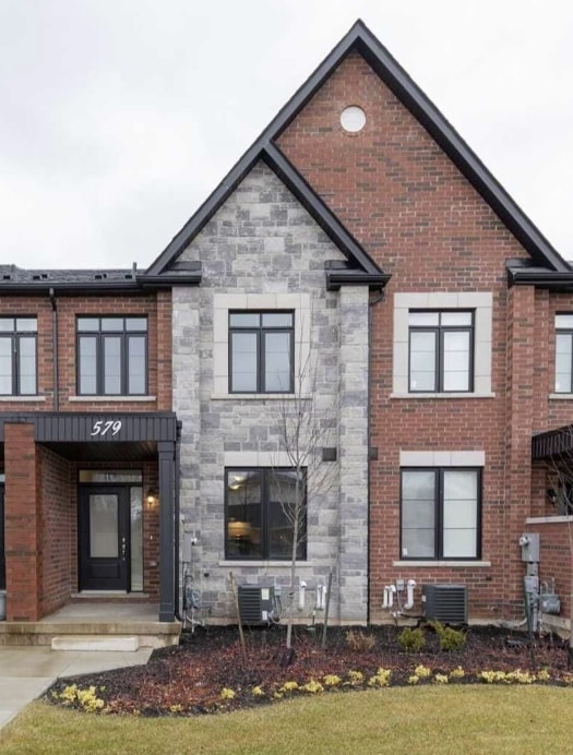 property at 579 Wedgewood Dr