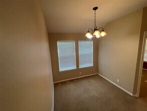 118 Fistral Dr in Hutto, TX - Building Photo - Building Photo