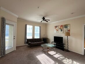 8290 Gate Pky W, Unit 1005 in Jacksonville, FL - Building Photo - Building Photo