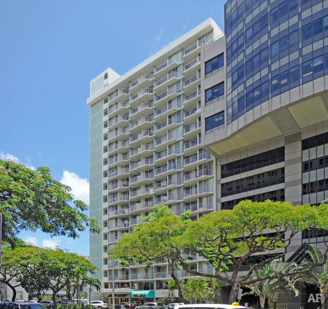 property at 1617 Kapiolani Blvd