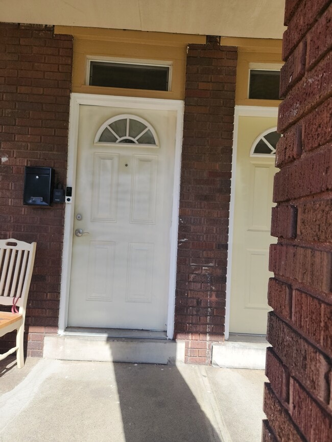 986 Studer Ave, Unit IT feels like home in Columbus, OH - Building Photo - Building Photo